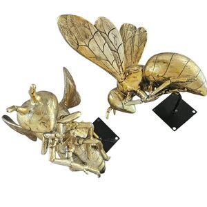 ✨ Pair of Large Golden Bee Wall Sculptures/Art